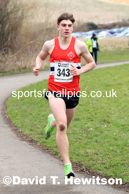 Senior men and veteran men over-40s NECAA Road Relay Champs., Hetton Lyons Park, Hetton le Hole, County Durham. Photo: David T. Hewitson/Sports for All Pics